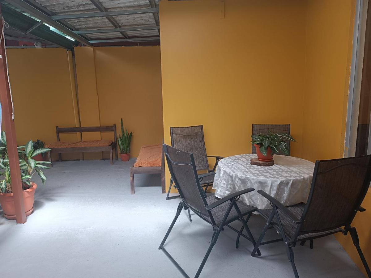Apartamentos M&M La Fortuna Екстериор снимка