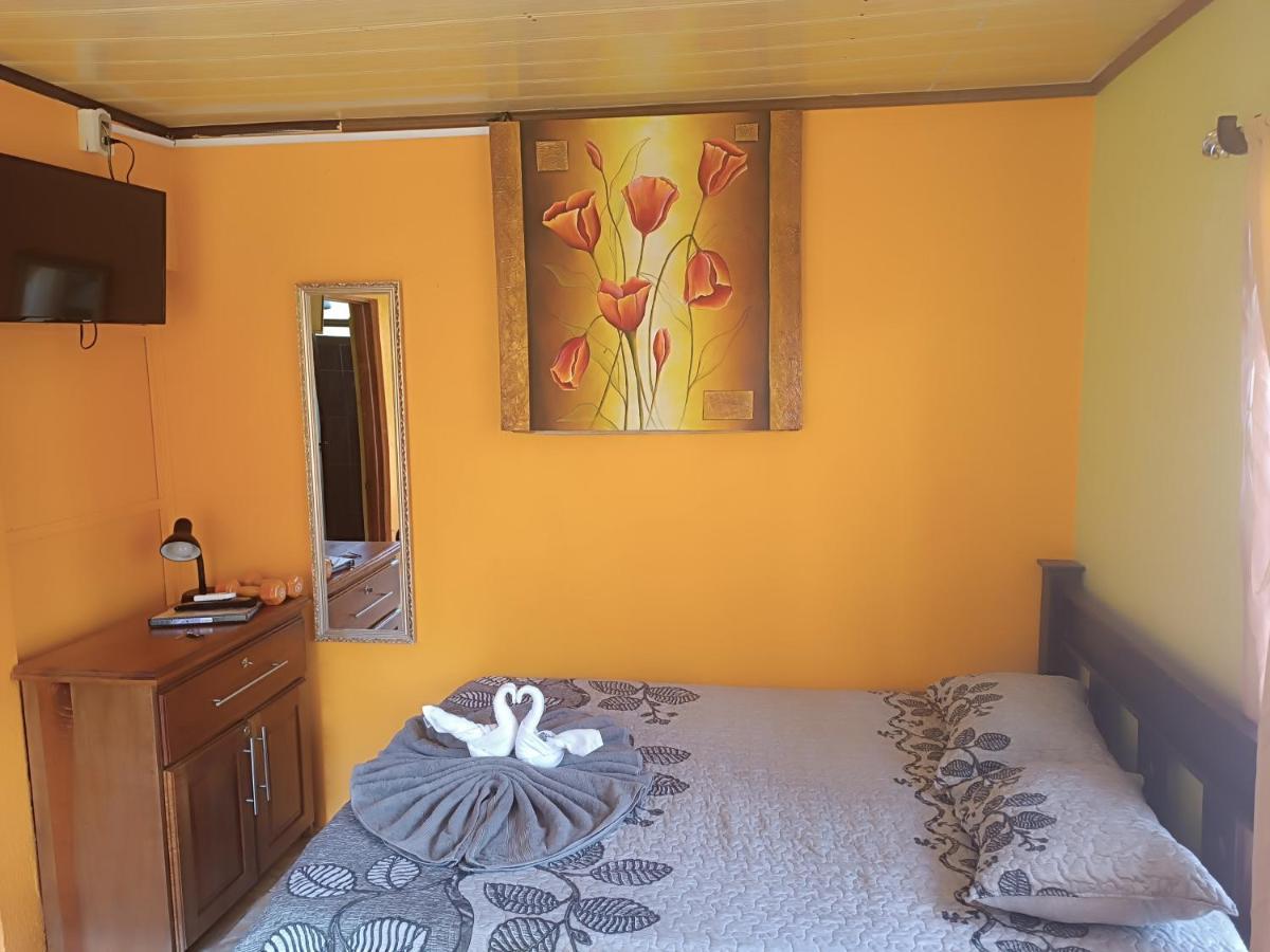 Apartamentos M&M La Fortuna Екстериор снимка